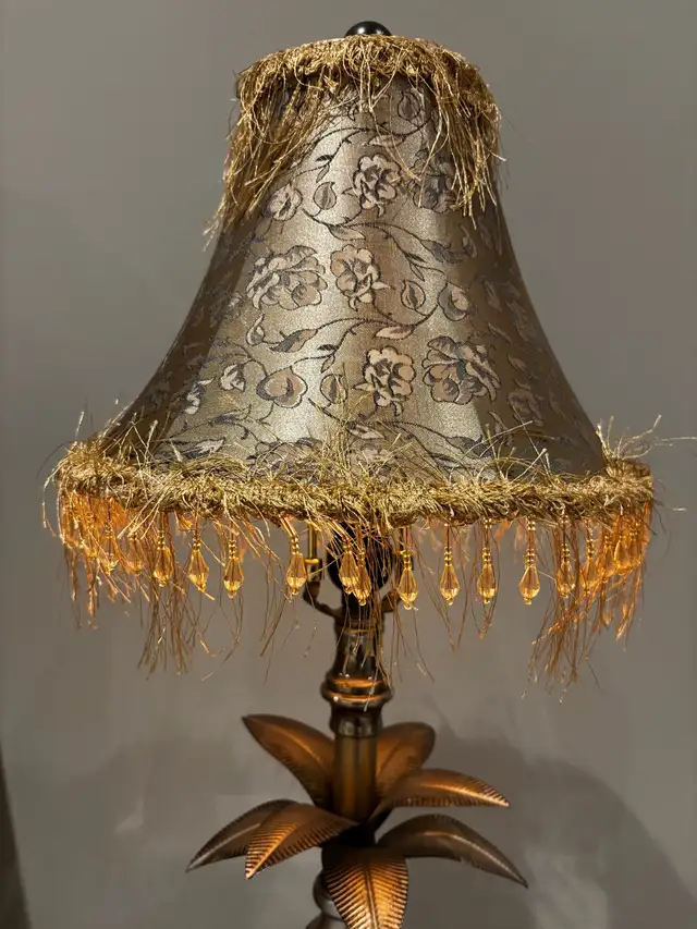 Rhino Table Lamp in Home Décor & Accents in Mississauga / Peel Region - Image 5