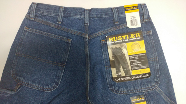 Wrangler Jeans in Other in Markham / York Region - Image 3