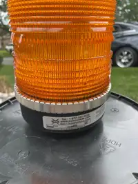 Beacon amber strobe LED magnetic mount 