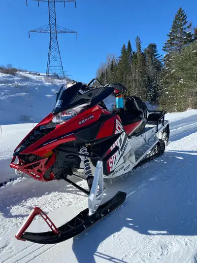 Selling mine and my wife’s sleds. Available together or separately. 2015 Yamaha Viper STX DX 137” (r...