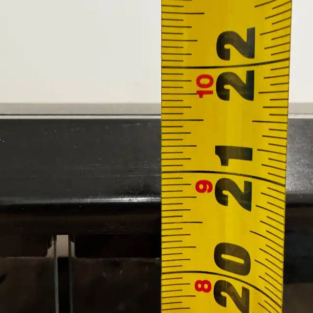 Black TV Stand - Meuble TV Noir avec portes vitrées in TV Tables & Entertainment Units in City of Montréal - Image 6