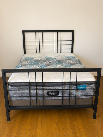 Queen size bedframe, View more
