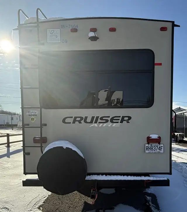 cruiser Aire 25 RL 2016 in RVs & Motorhomes in Trois-Rivières - Image 5