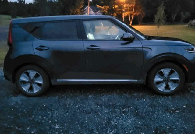 Kia soul EV 2022 dans Autos et camions  à Sherbrooke - Image 3