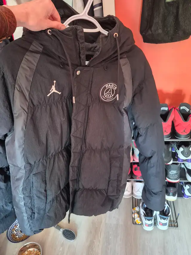 Nike PSG Jordan pairs winter coat size s loose fit in Men's in Charlottetown - Image 7