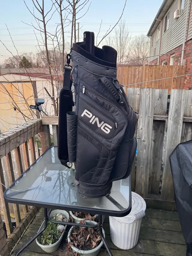 Ping golf bag in Golf in London - Image 3