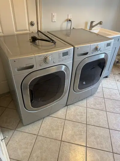 Like NEW LG washer dryer can DELIVER, View more
