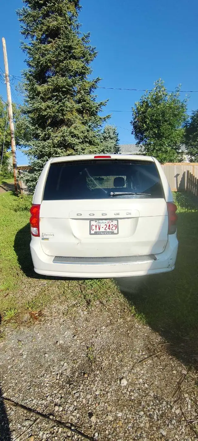 2012 Grand Caravan 540256239491502081