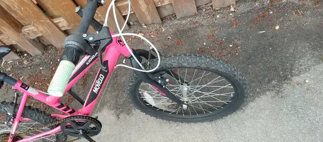 Vélo pour enfant à vendre in Kids in Laval / North Shore - Image 4