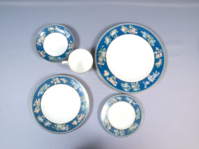 Wedgwood Blue Siam DINNER SET Salad Cup Bread Plate England NEW in Kitchen & Dining Wares in Oakville / Halton Region - Image 4