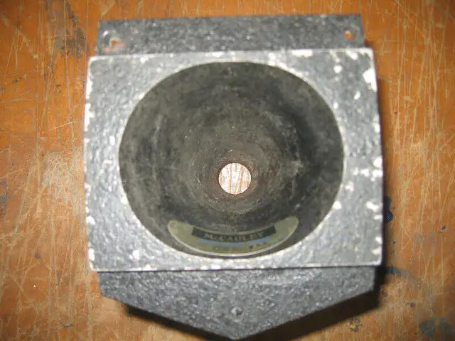 "One" rare used McCauley 411 horn flare for sale. in Other in Kitchener / Waterloo - Image 4