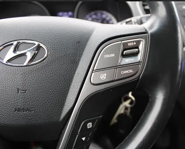 2016 Hyundai Santa Fe Sport in Cars & Trucks in Ottawa - Image 7