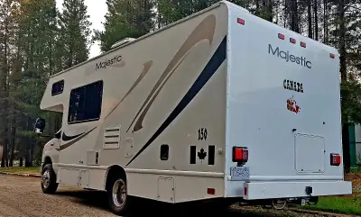 Motorhome for sale 2010 Ford Econoline E350 Super Duty Cutaway 24feet Ford E350 5.4l V8, Gasoline al...