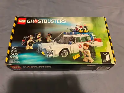 Box is a bit scuffed and a few pages of the manual are loose.