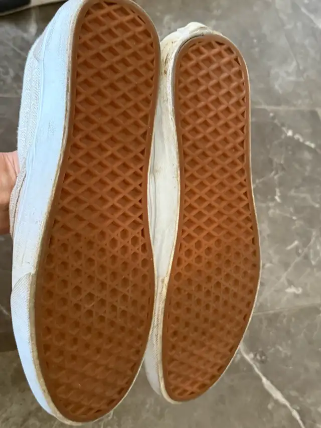 Men’s Shoes size 9 “VANS”  in Men's Shoes in Barrie - Image 3