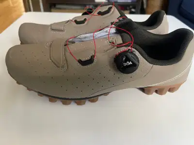 vélo Gravel Soulier Specialized Recon neuf /new , View more