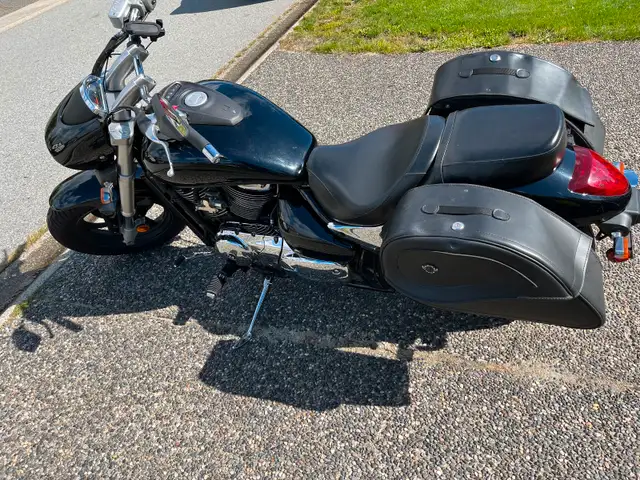 2010 Suzuki Boulevard C50 in Street, Cruisers & Choppers in Delta/Surrey/Langley - Image 3