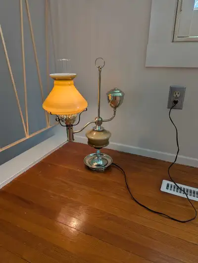 Vintage lamp, mid century lamp, Voir plus