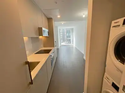 Studio au centre-ville de Montréal/Bachelor in downtown Montreal