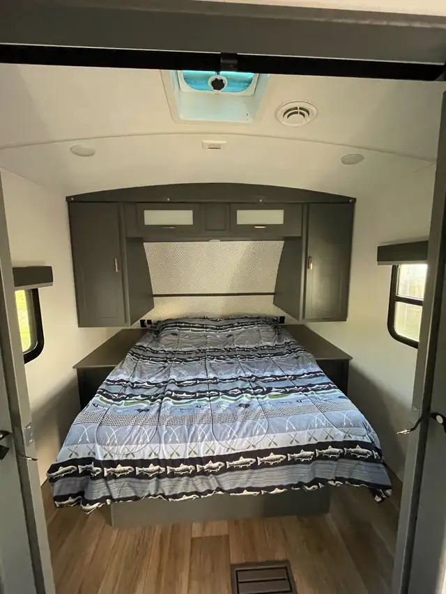 2024 Keystone Bullet 290BHS in Travel Trailers & Campers in Regina - Image 4