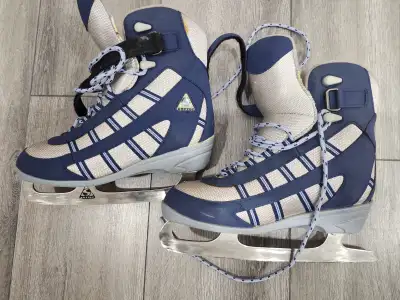 Softec Figure Skates - Women's Size 7, View more