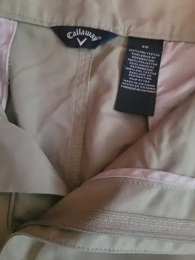 Mens Golf Shorts Size 40, View more