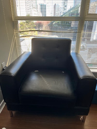 Like new Black chair