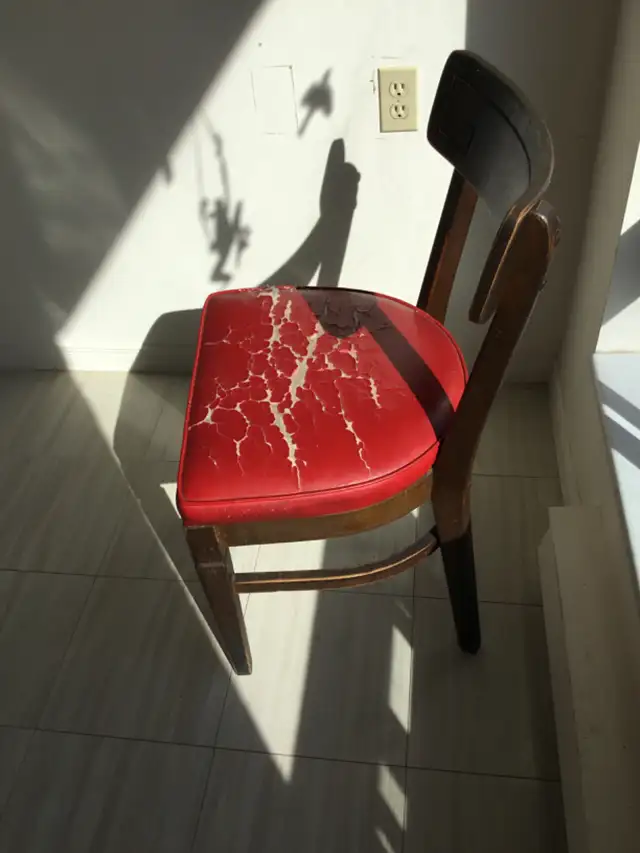 Wooden vinyl seat dining chairs in Chairs & Recliners in Kingston - Image 3