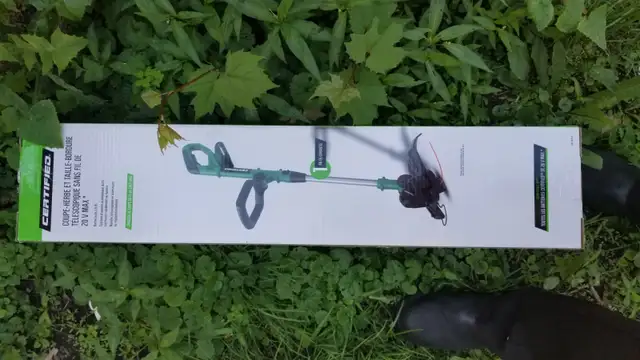 Coupe-bordures et gazon sans fil certifié 20 V, 30 cm, spécial in Lawnmowers & Leaf Blowers in Longueuil / South Shore - Image 3