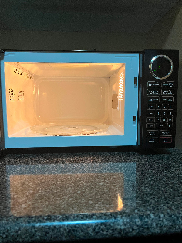 Microwave for sale in General Electronics in Delta/Surrey/Langley