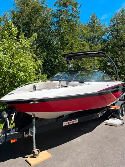 This is a 23’ Malibu Wakesetter Luxury Surf V drive. Has 3 auto ballast tanks. This is a great boat...