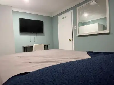 Looking for a comfortable and convenient place to live in Scarborough? This cozy private basement ro...