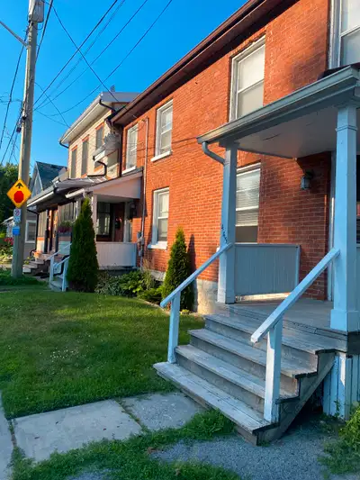 The house contains 2+1Bedrooms 2Bathrooms Loft Plus office@spare bedroom Eat-inkitchen Living Room D...