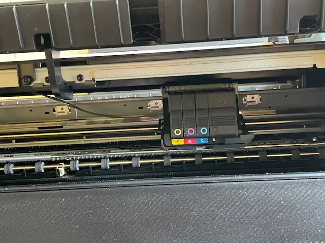 HP DesignJet T630 Large Format 24-inch Plotter Printer in Printers, Scanners & Fax in Oshawa / Durham Region - Image 4