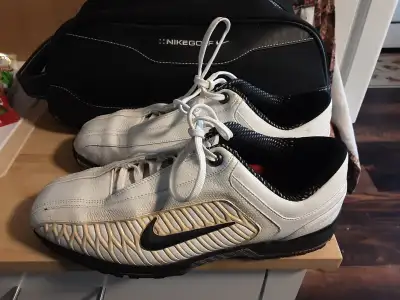 These are size 8.5. Teenagers grow so quickly. These were purchased used a few times and then outgro...
