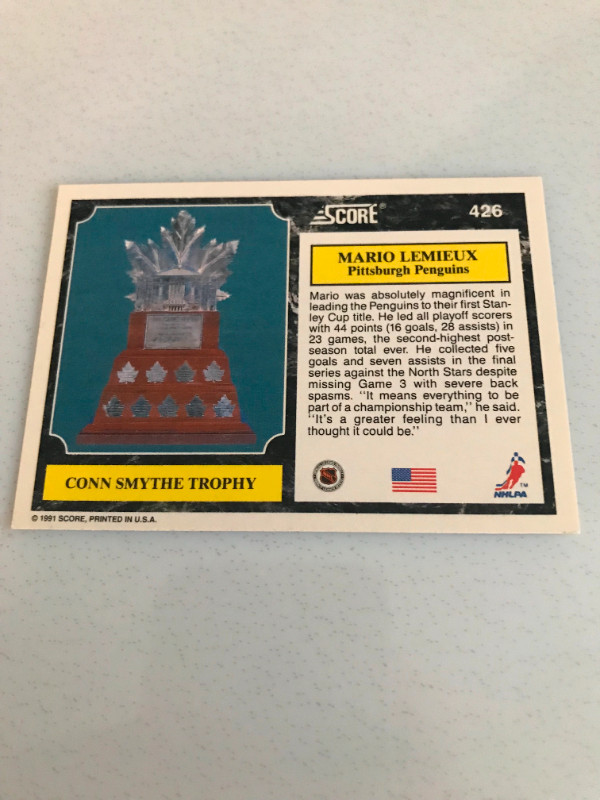 Score Hockey Card in Arts & Collectibles in Kamloops - Image 2