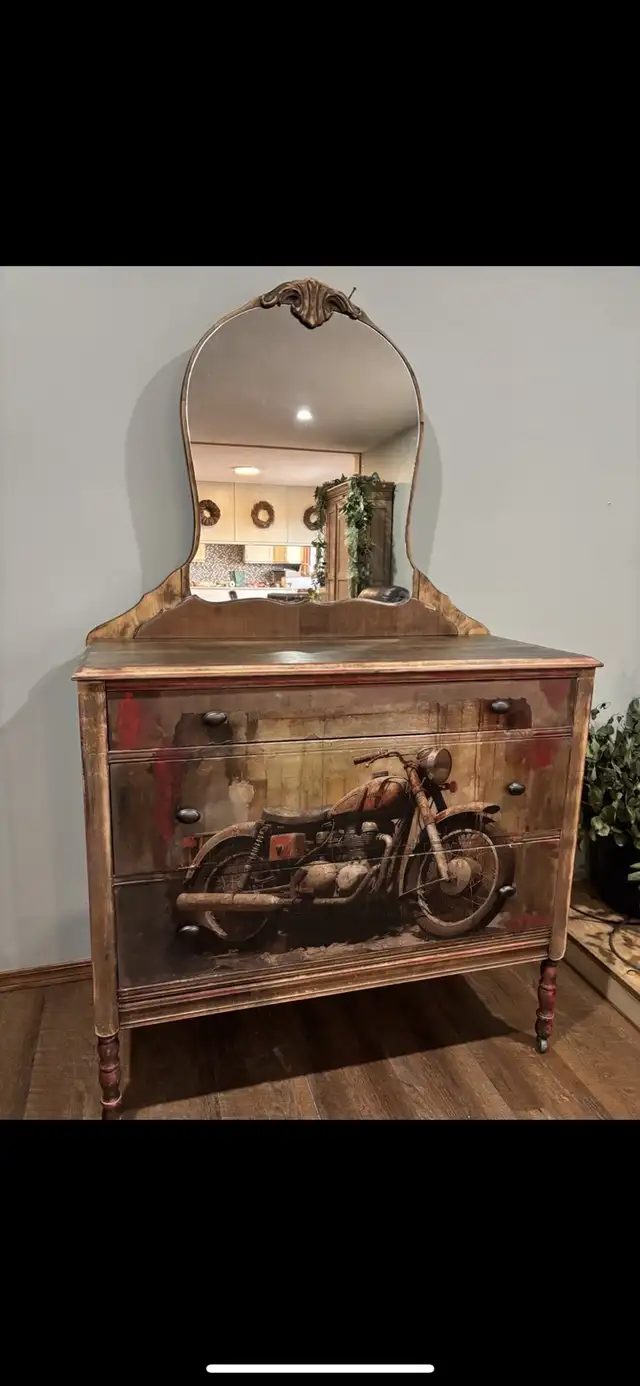 Refinished Antique Cabinet with Mirror! in Hutches & Display Cabinets in Edmonton - Image 6