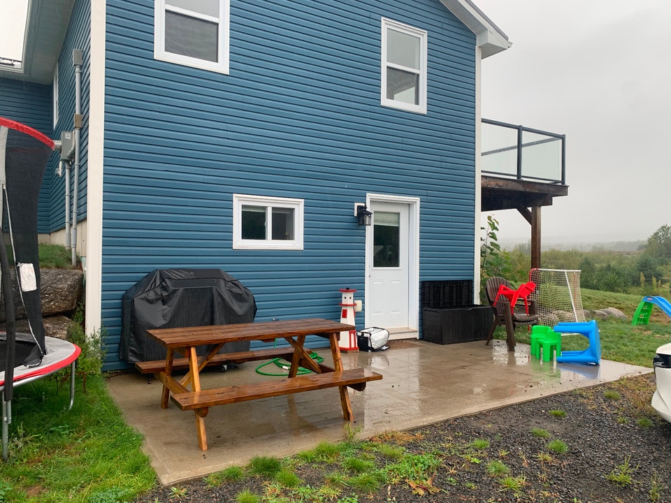 Two bedroom apartment for rent in Coldbrook. 1