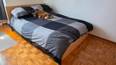 Lit IKEA MALM avec matelas Sultan et housse anti-acariens, View more