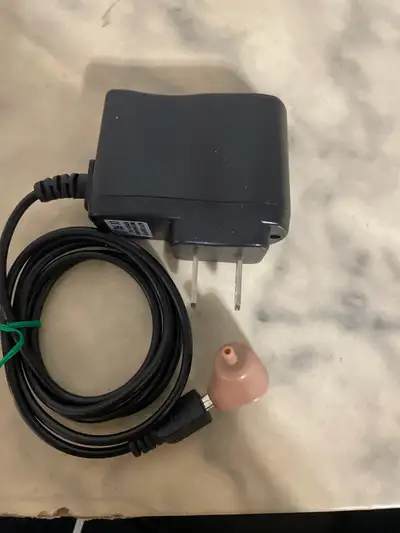 AC/DC power adapter