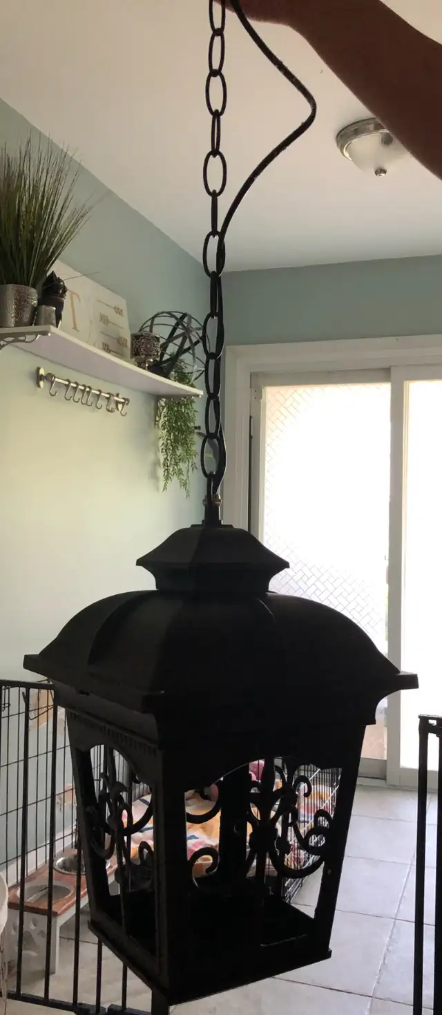 NEW Outdoor light/Chandelier - $55.00 - Cash & Pick up - Finch in Outdoor Lighting in City of Toronto - Image 5