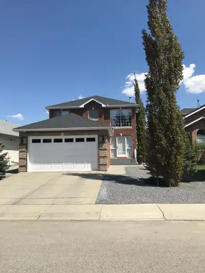 ASKING PRICE: $789,900.00 CAD FOR SALE BY OWNER — SERIOUS INQUIRIES ONLY Direct Buyers: Welcome to i...