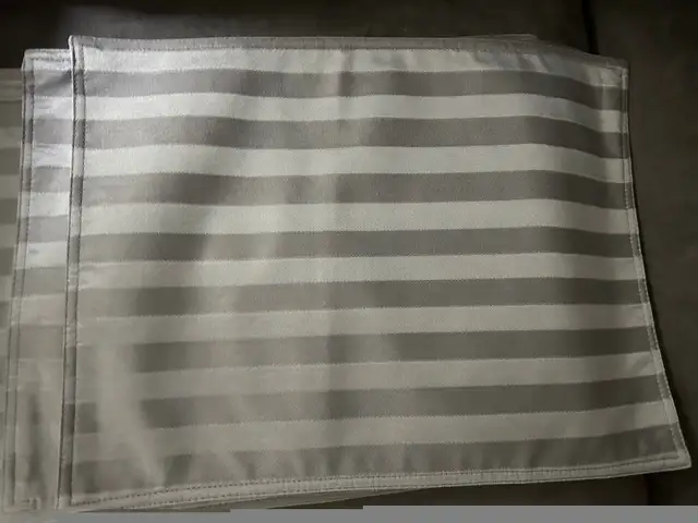 Fabric Placemats and Napkins in Kitchen & Dining Wares in Calgary - Image 3