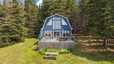 Fully furnished home for rent, available January 15-March 31, 2026. Everything included (electricity...