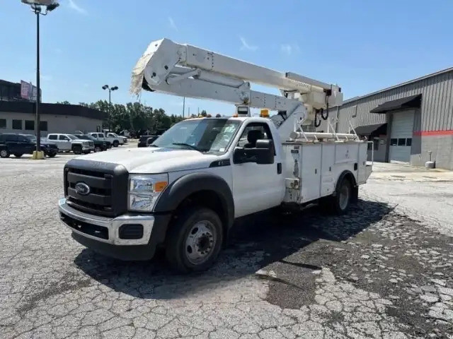 2016 Ford F550 Terex HiRanger HR37-M Utility Truck in Other in Peterborough