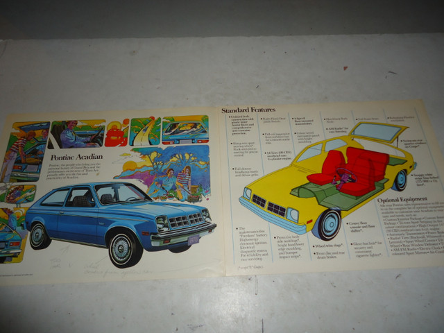 1978 PONTIAC ACADIAN SALES BROCHURE. CAN MAIL IN CANADA in Arts & Collectibles in Belleville - Image 2