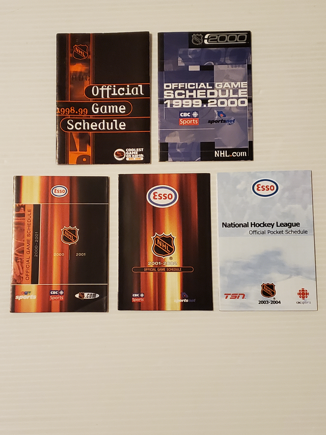 *** BASKETBALL POCKET SCHEDULES - NBA RAPTORS / BULLS - NOS! in Arts & Collectibles in City of Toronto - Image 9