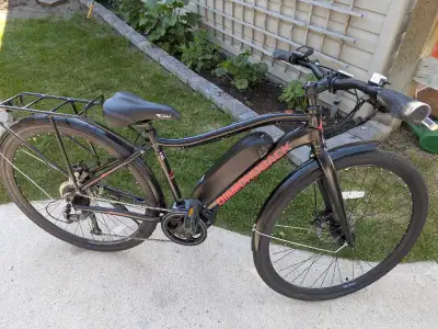 Diamondback e-bike, like new. Medium frame, bought last year from Sport Chek original Price for$1999...