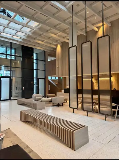 Modern Condo 1 bed Den , 2 baths