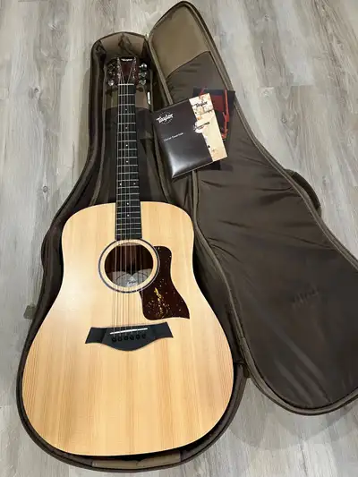Taylor Big Baby Taylor BBTe Acoustic-Electric Guitar, View more